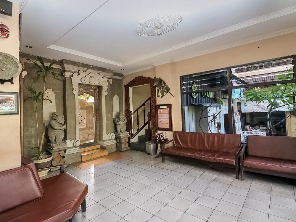 Oyo 3244 Grand Chandra Hotel Denpasar  Exterior photo